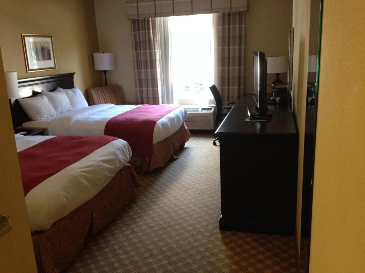 Baymont By Wyndham Sumter Hotel Exterior photo